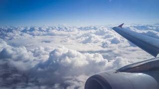 Airplane noise 